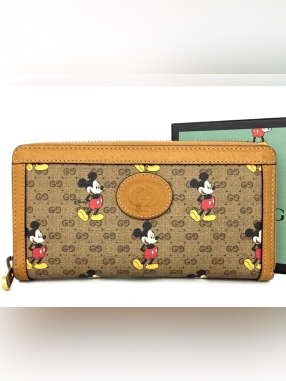 GUCCI Disney Collaboration Micro
GG Logo PVC Leather Zippy Long
Wallet